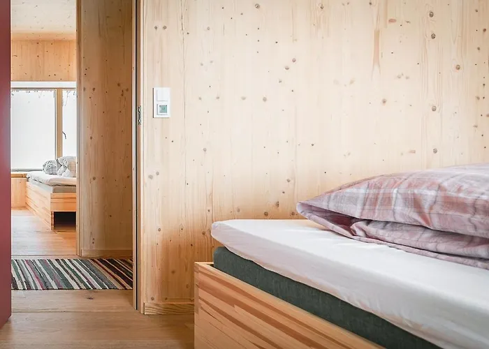 度假居 Modern Wooden Where Nature Be Felt *